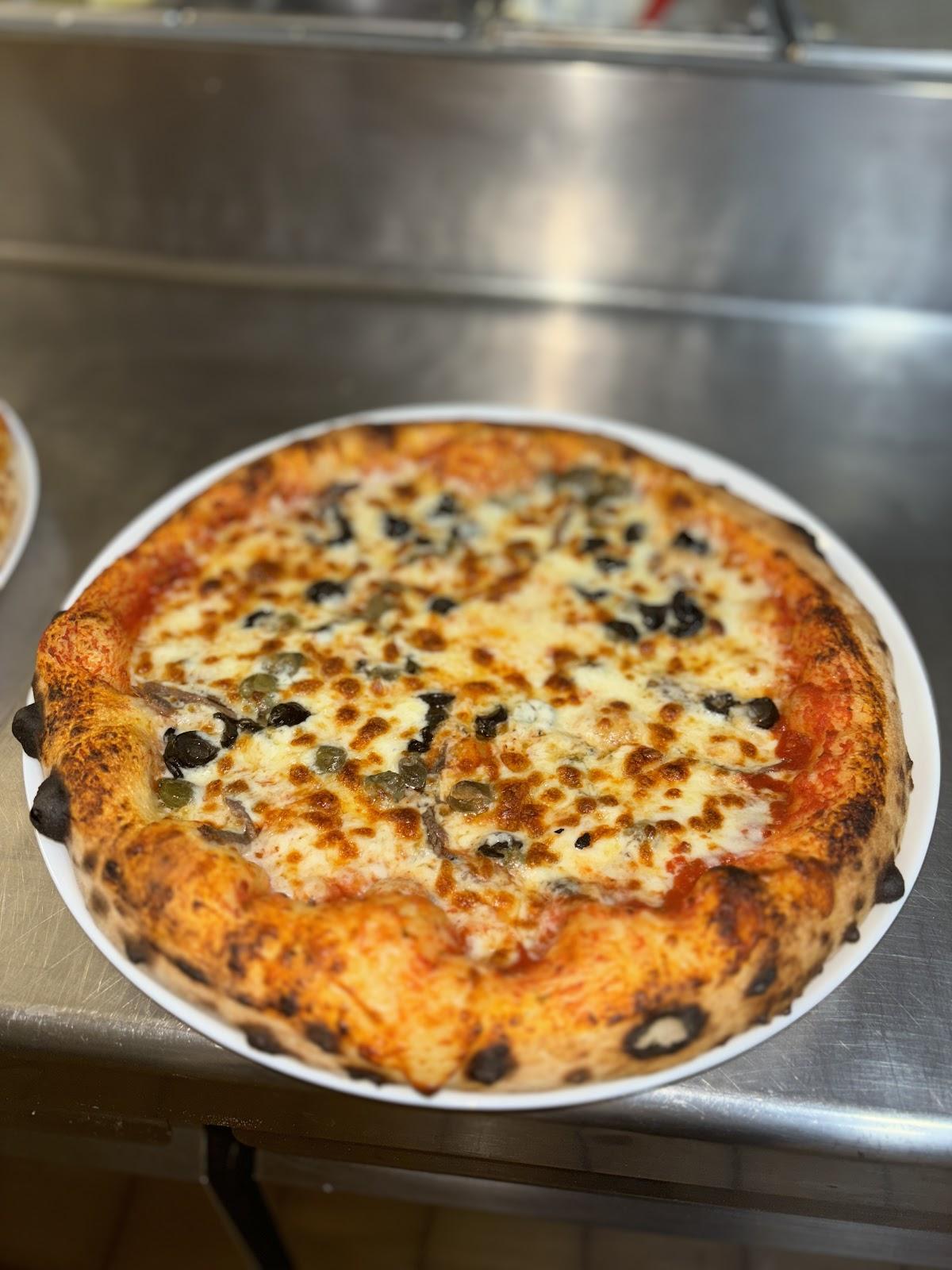 Capo Pizza
