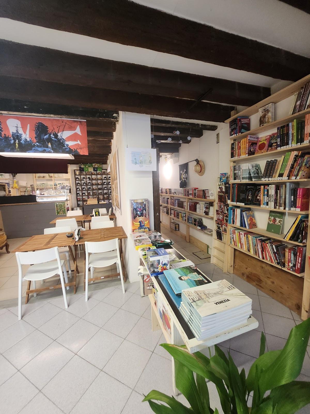 Super Zazà - Comic Shop and Vegan Bar