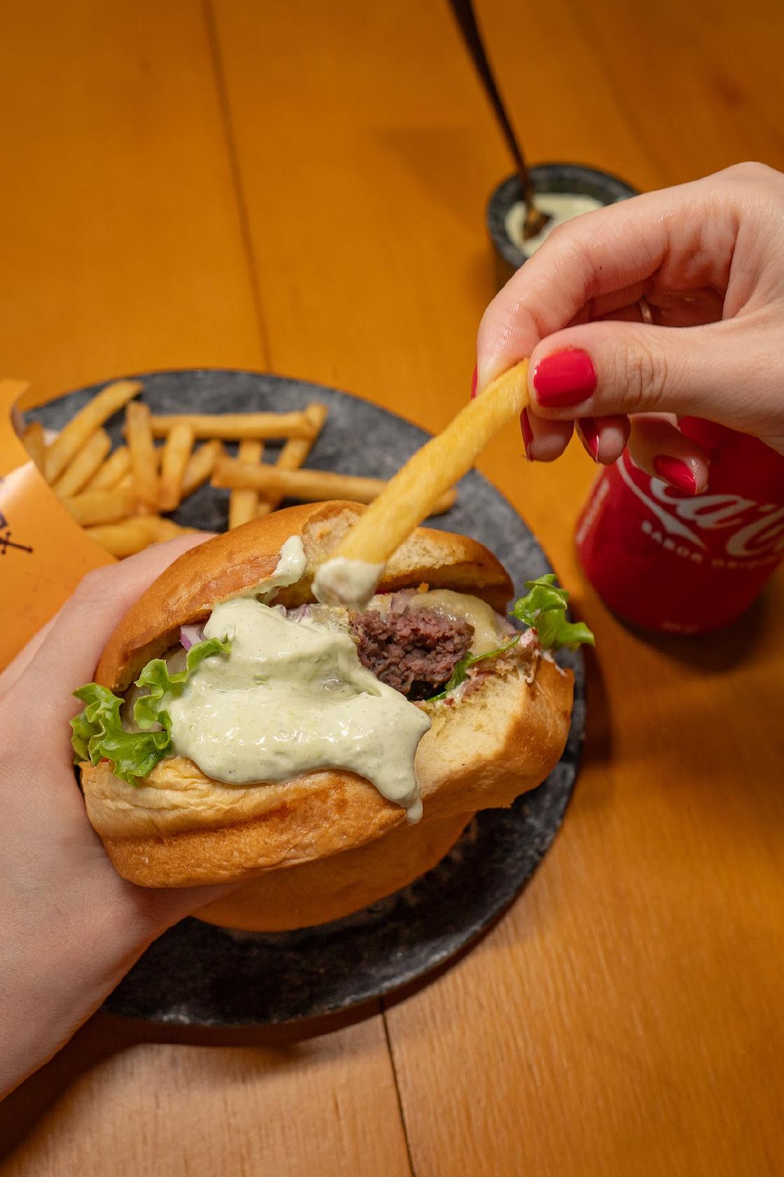 Feudal Burguer