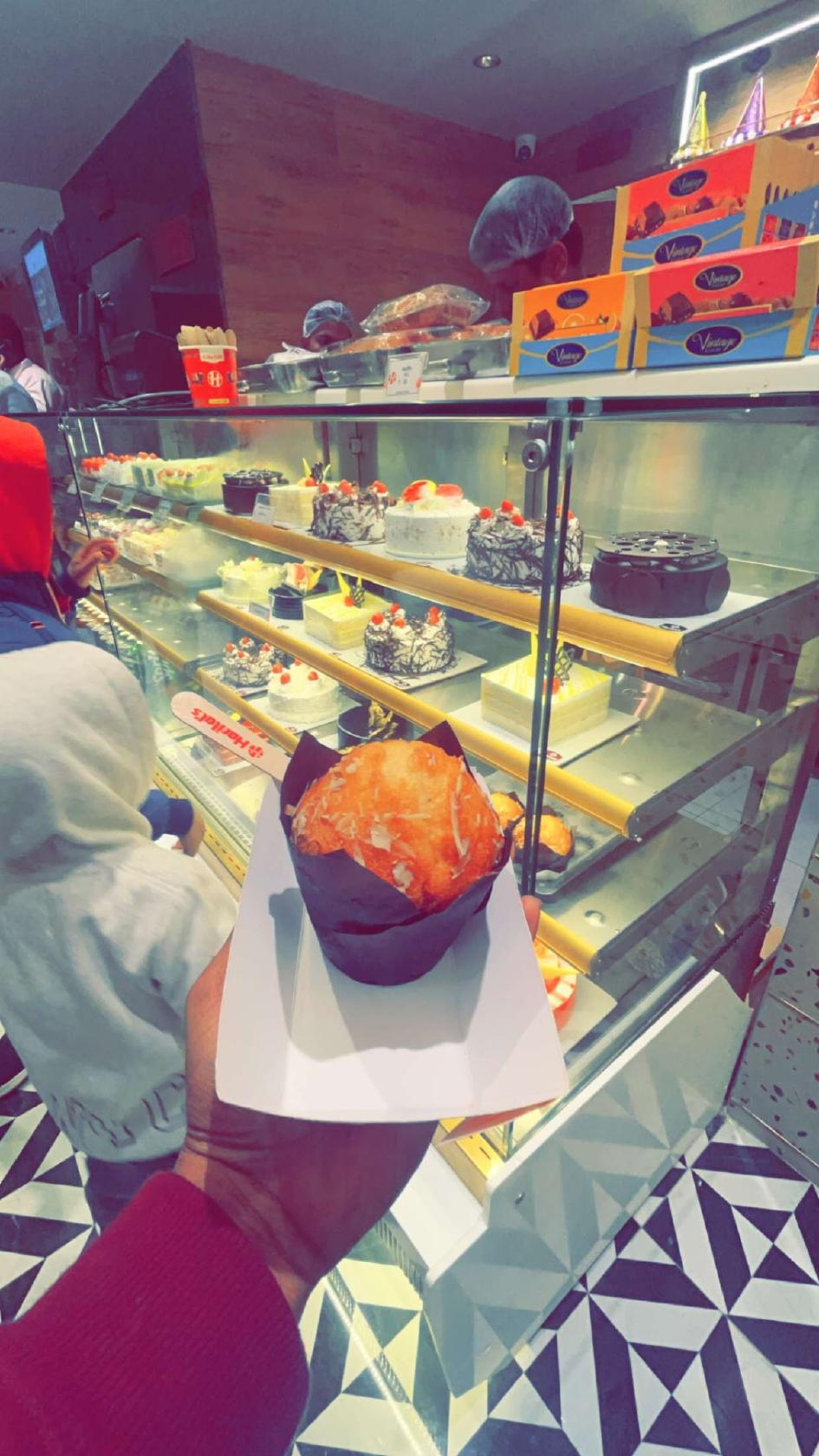 Harilal's Sweets & Restaurant