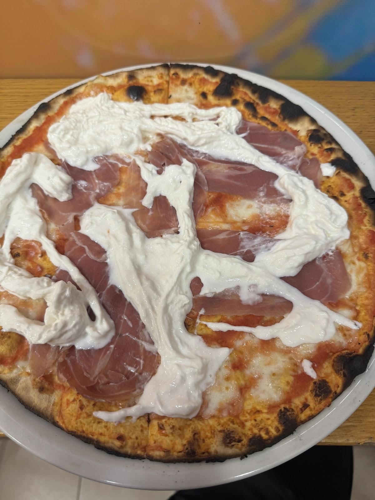 Pizzeria Giallo Datterino
