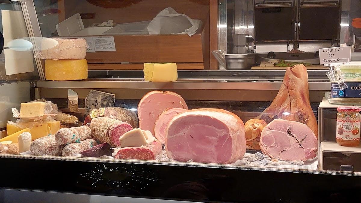 Losteria Al Bottone
