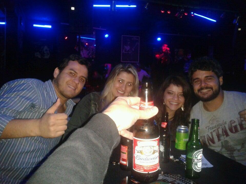 Woodstock Bar