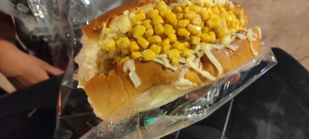 Maria Gasolina Hot Dog