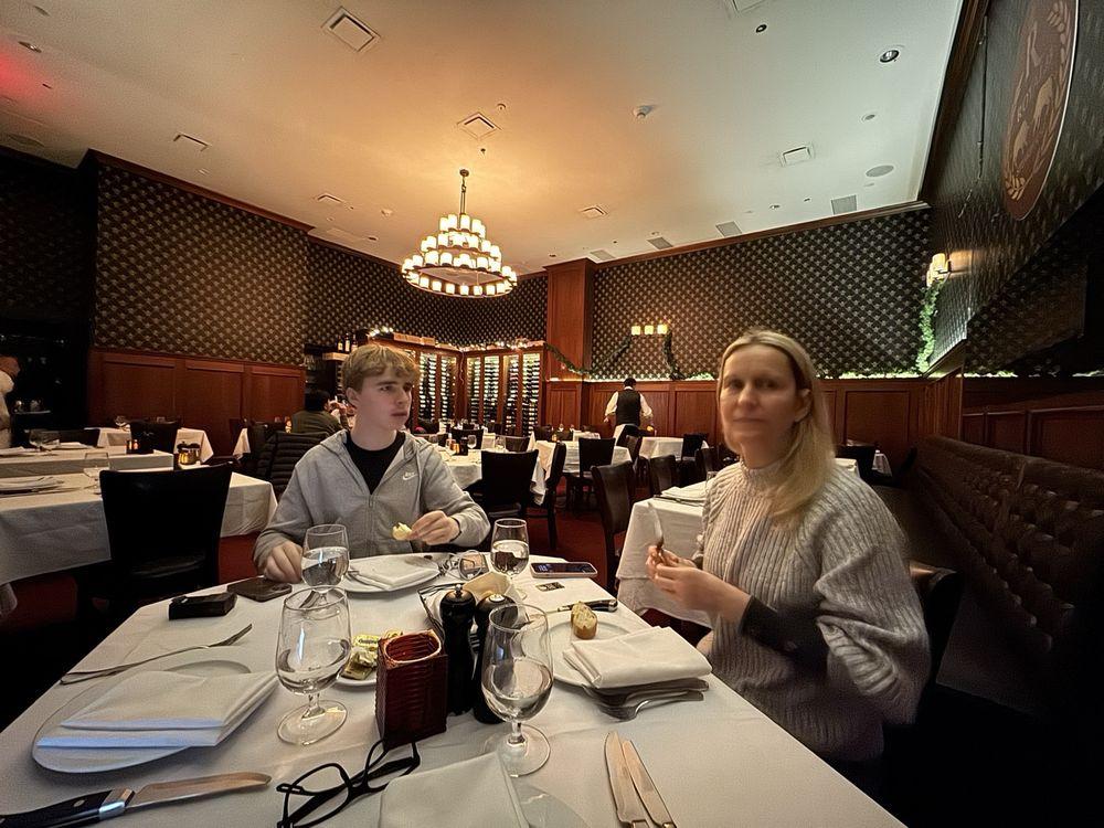 Royal 35 Steakhouse