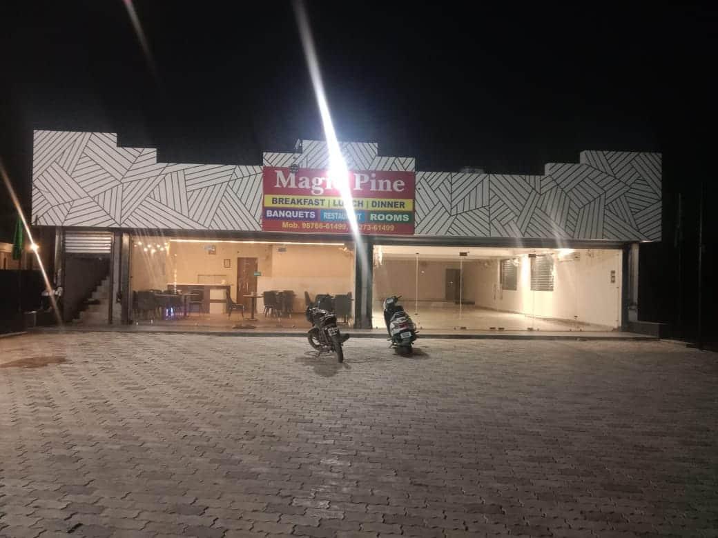 Magic pine restaurant