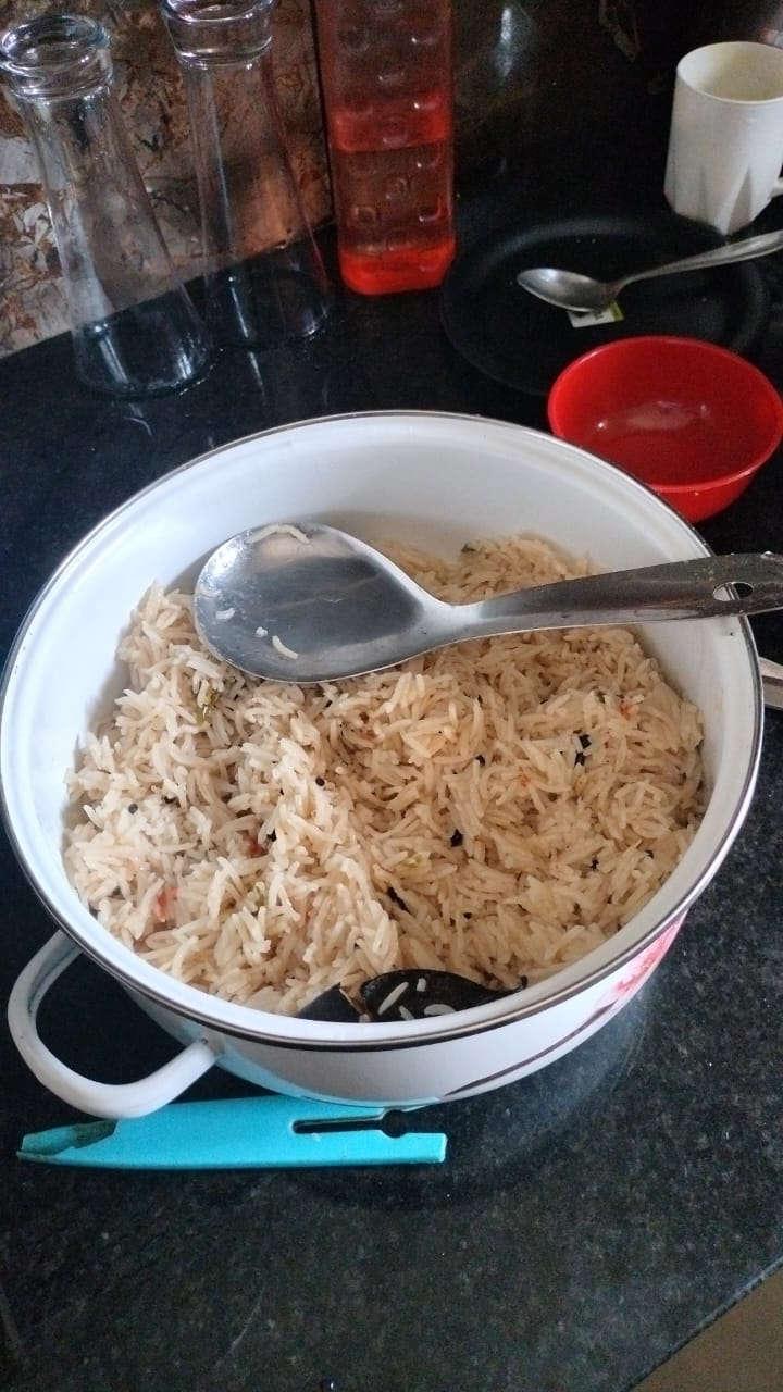 HM HOT KITCHEN