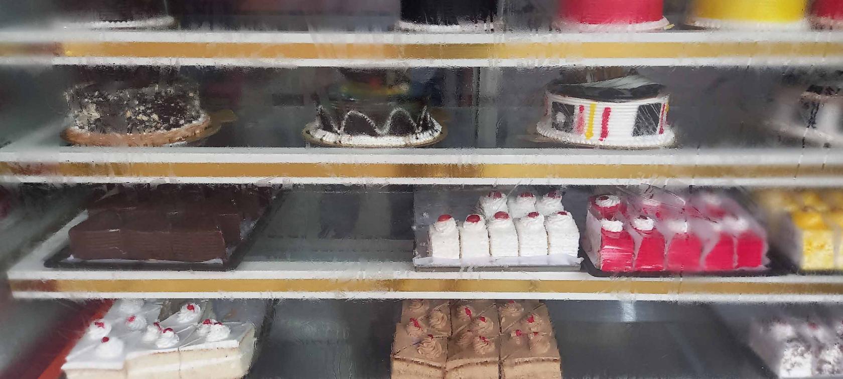 AMRIT CAKE CORNER
