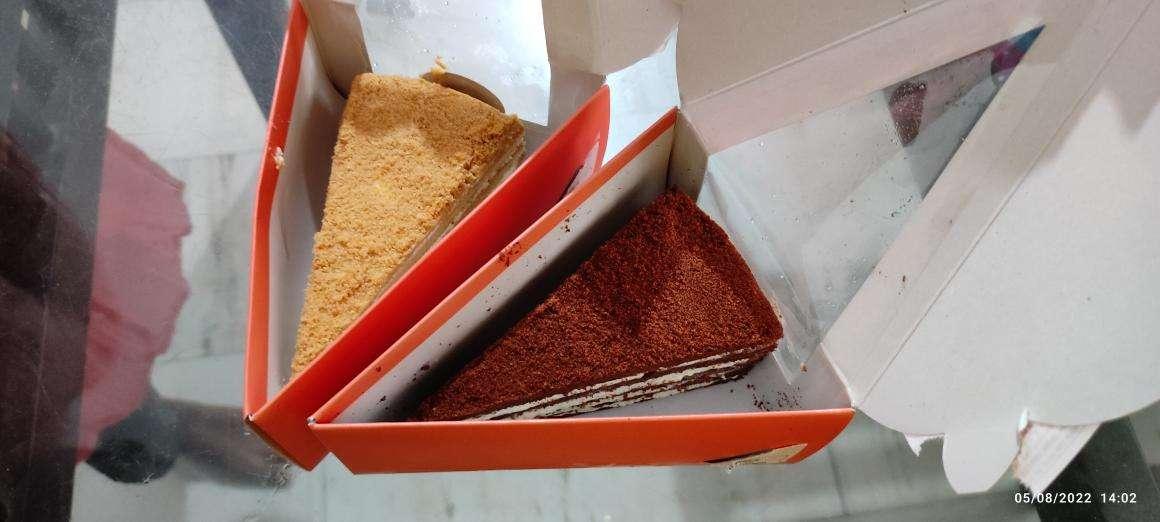 Hive Honey Cake