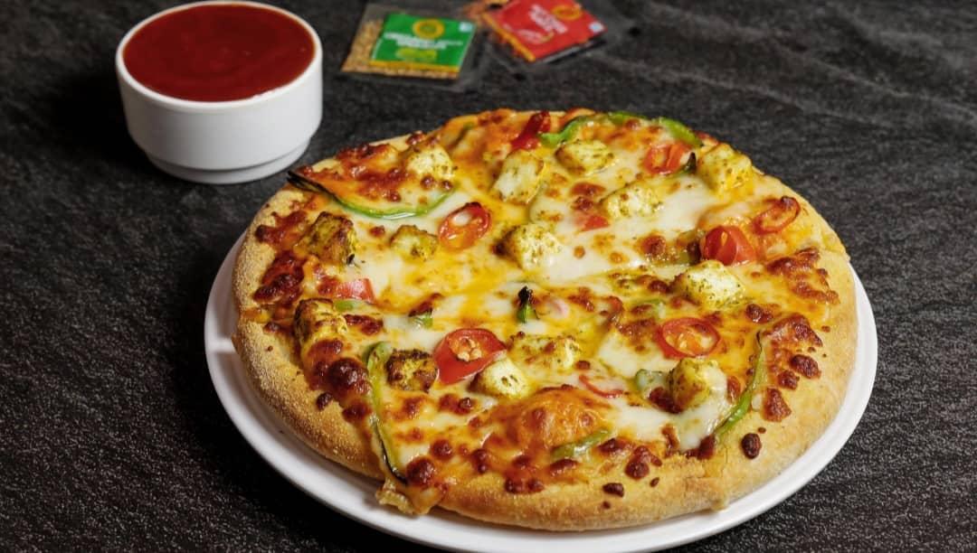 The Family Pizza