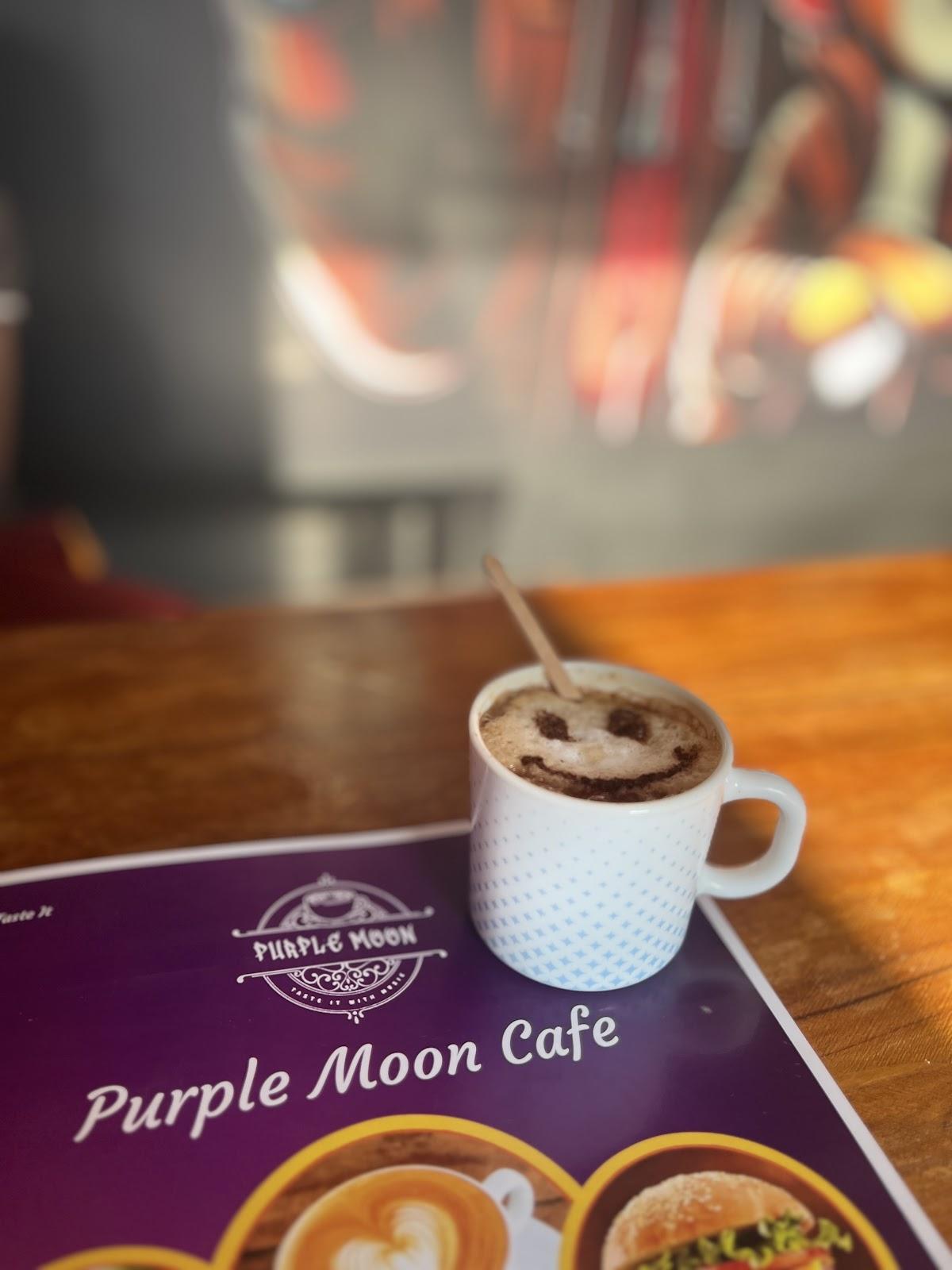 purple moon cafe