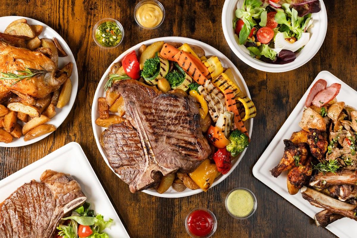 Lobos And More Company - fastfood latinoamericano specialità carne alla piastra e non solo
