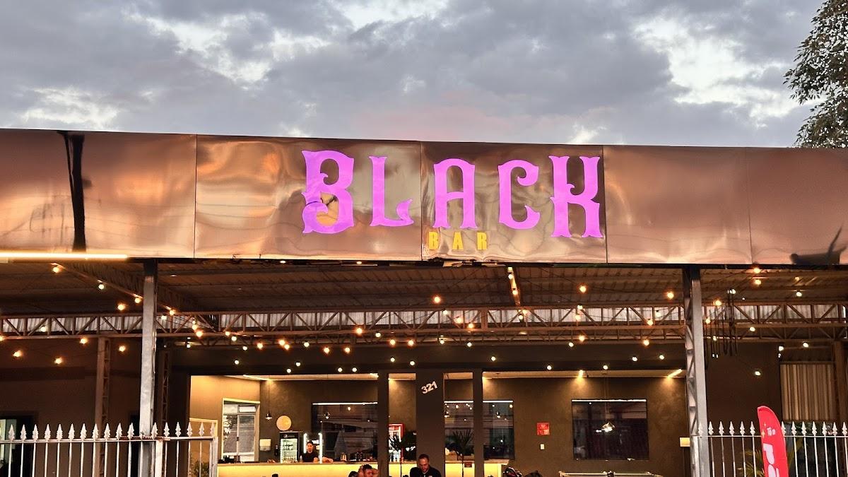 Black Bar