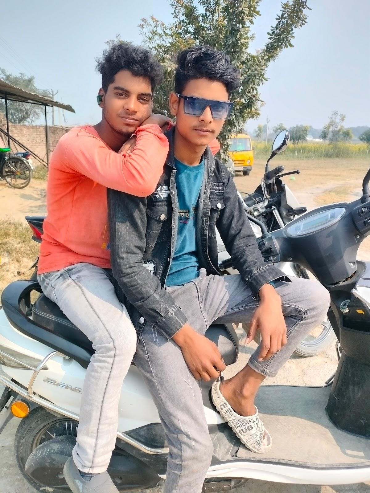 Ayansh Fast Food & Momos Shop