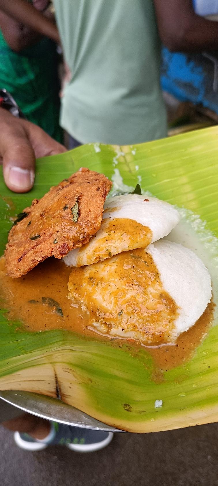 Ravi Tiffen Kadai