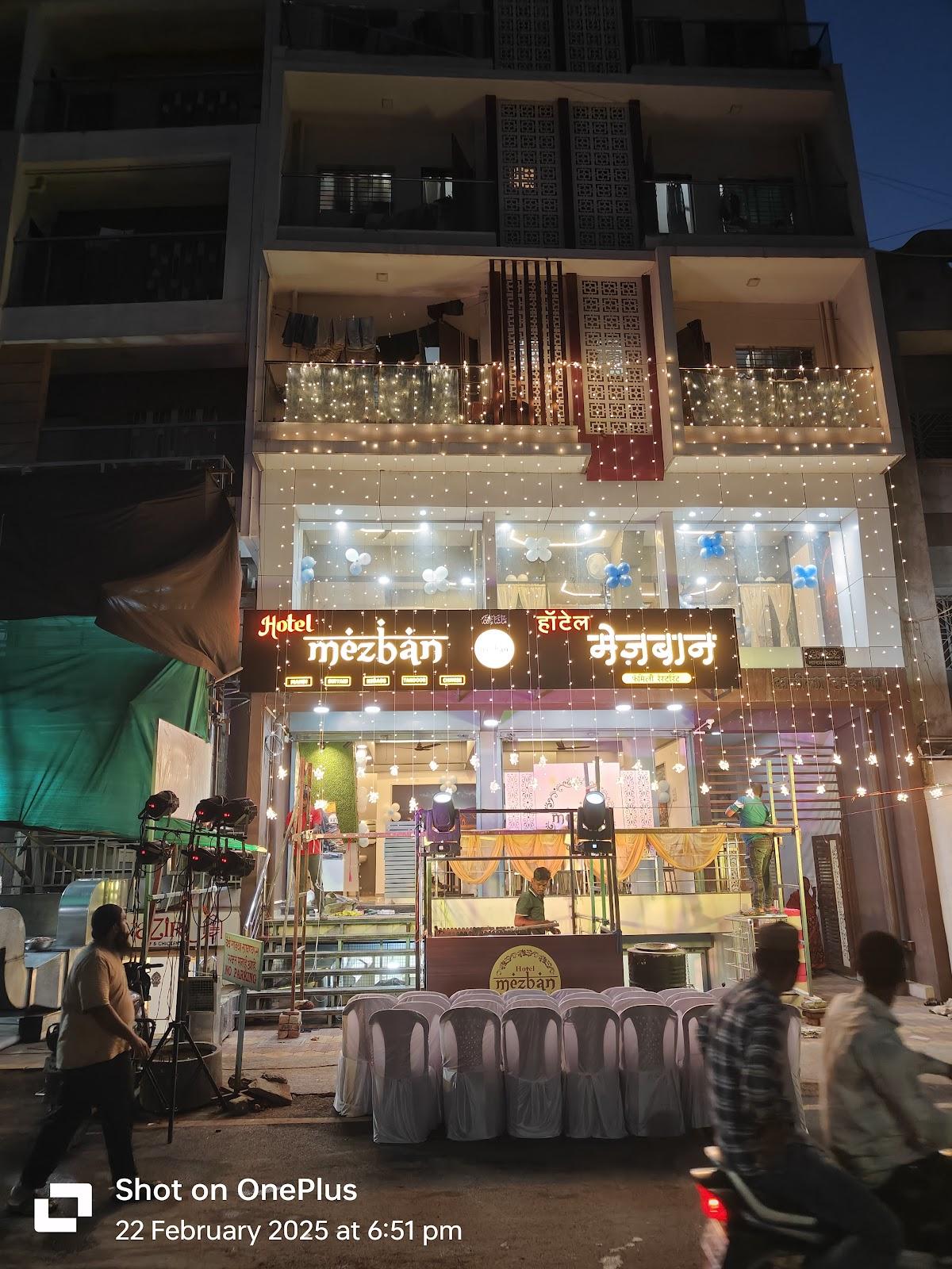 Hotel Mezban