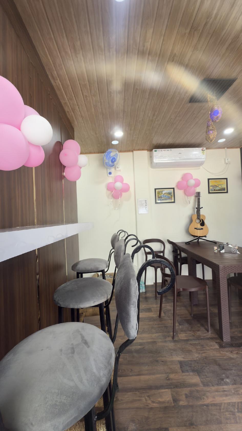 Darjeeling Essence Cafe