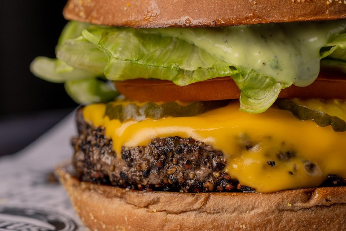 Tausttus Burger Osasco