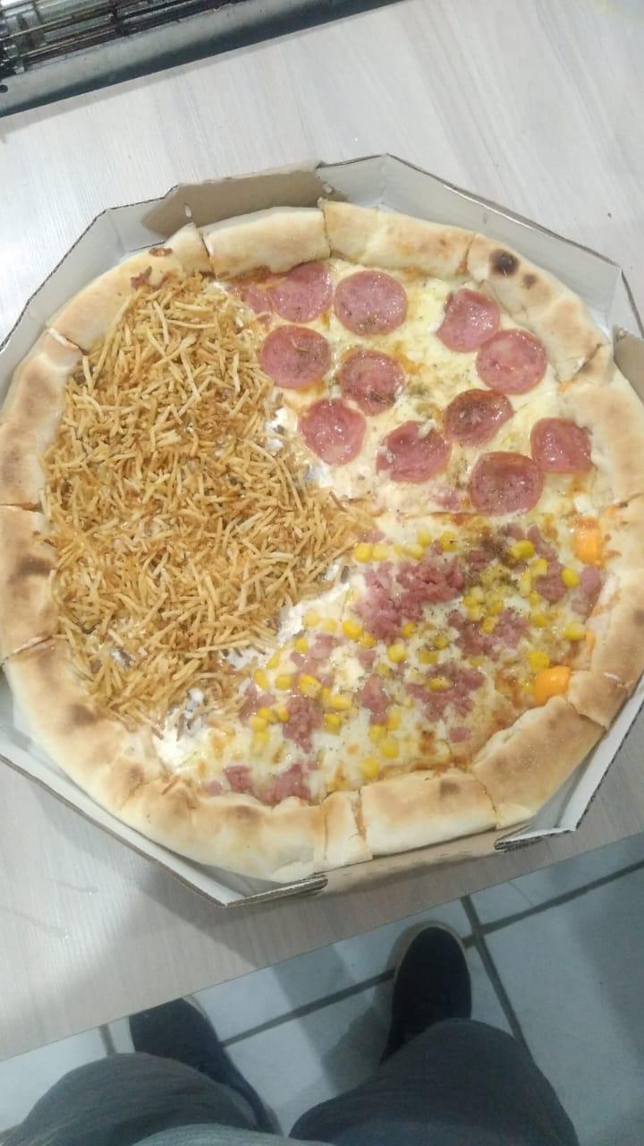 DELLA FAMIGLIA PIZZARIA E HAMBURGUERIA