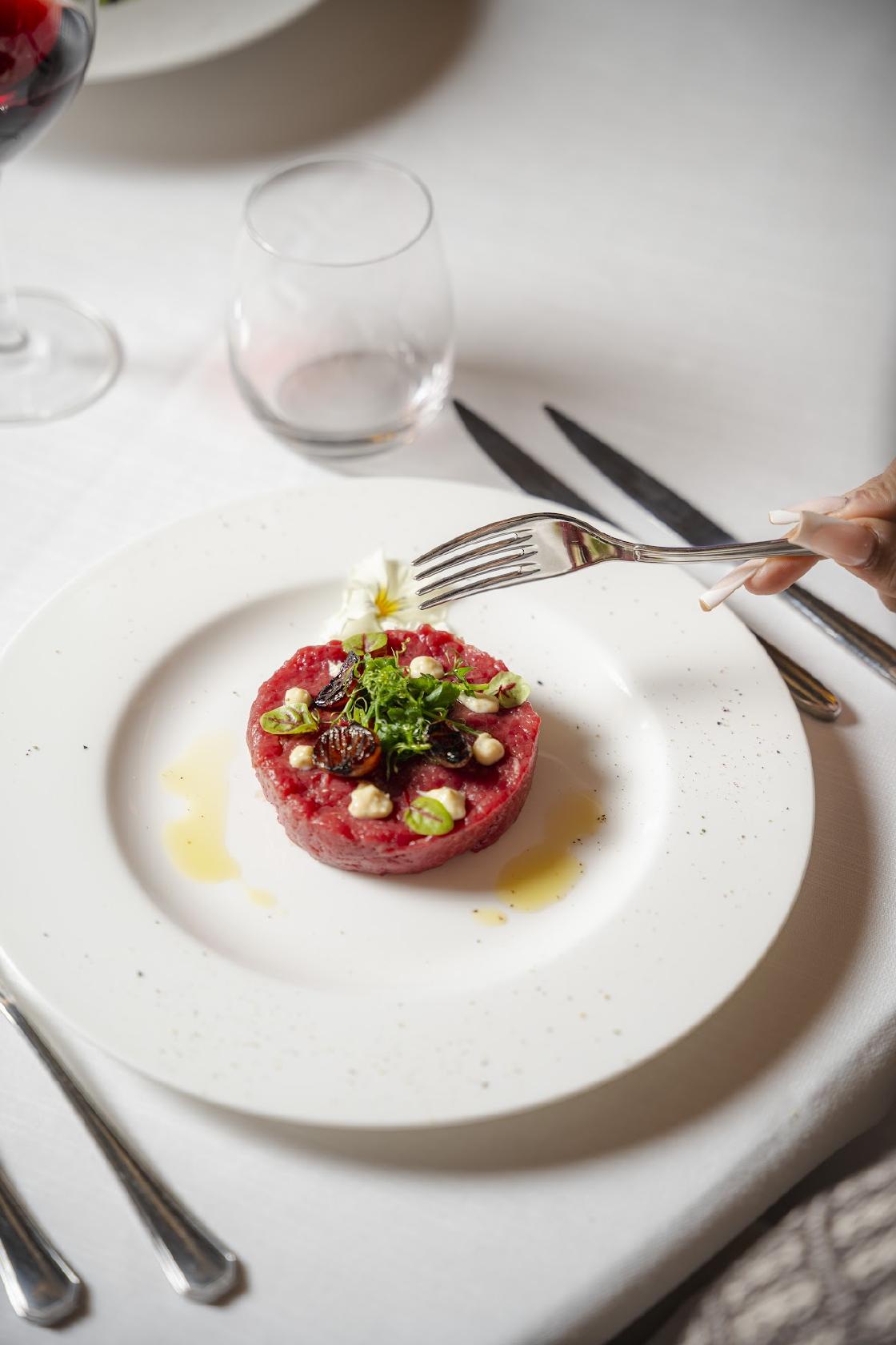 Aura Restaurant