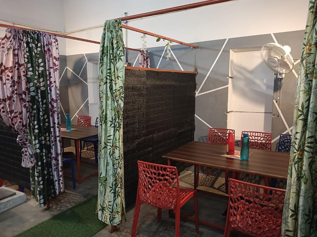 The Last Benchers cafe