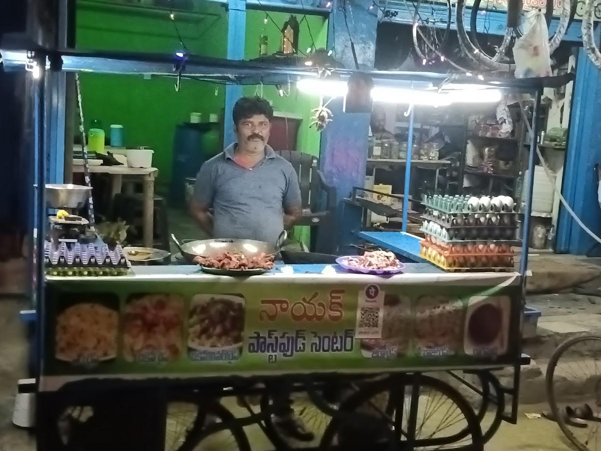Naik fast food and pizza spot