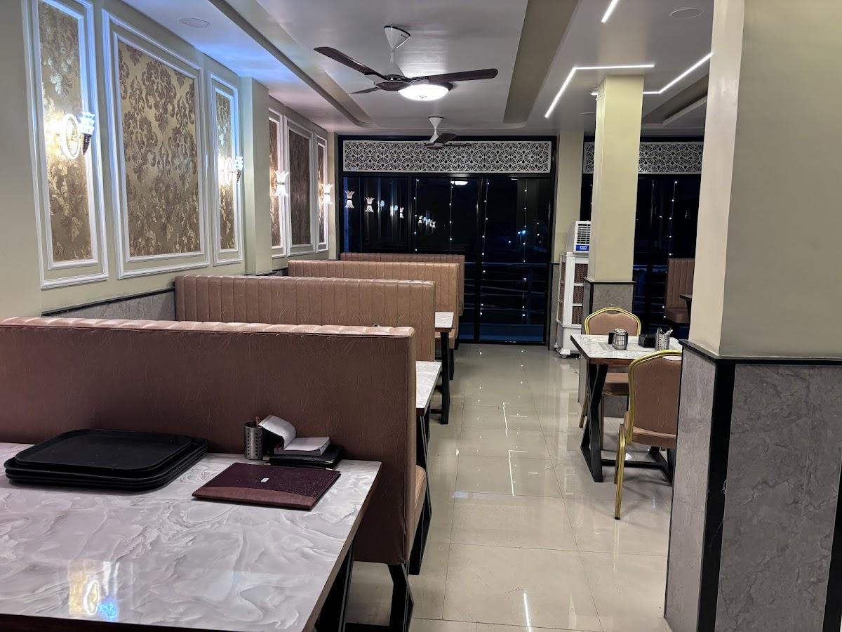 PARADISE FAMILY RESTAURANT
