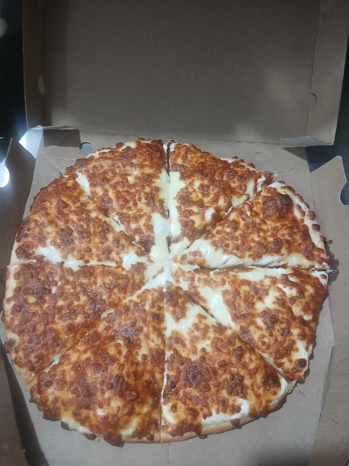 Zoomeno'd pizza