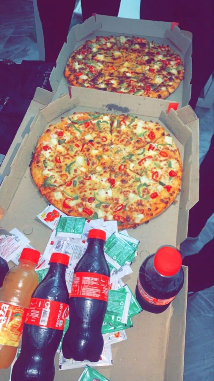 Hangout Cafe