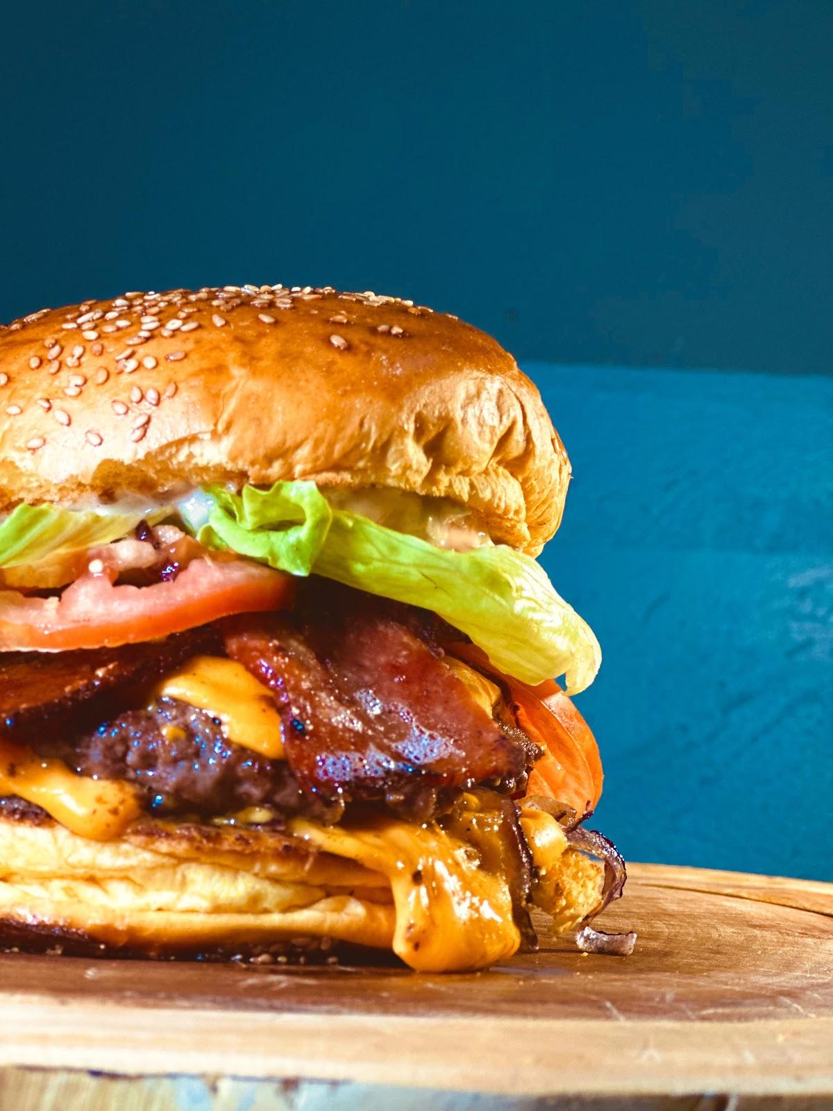 John's Burguer 808