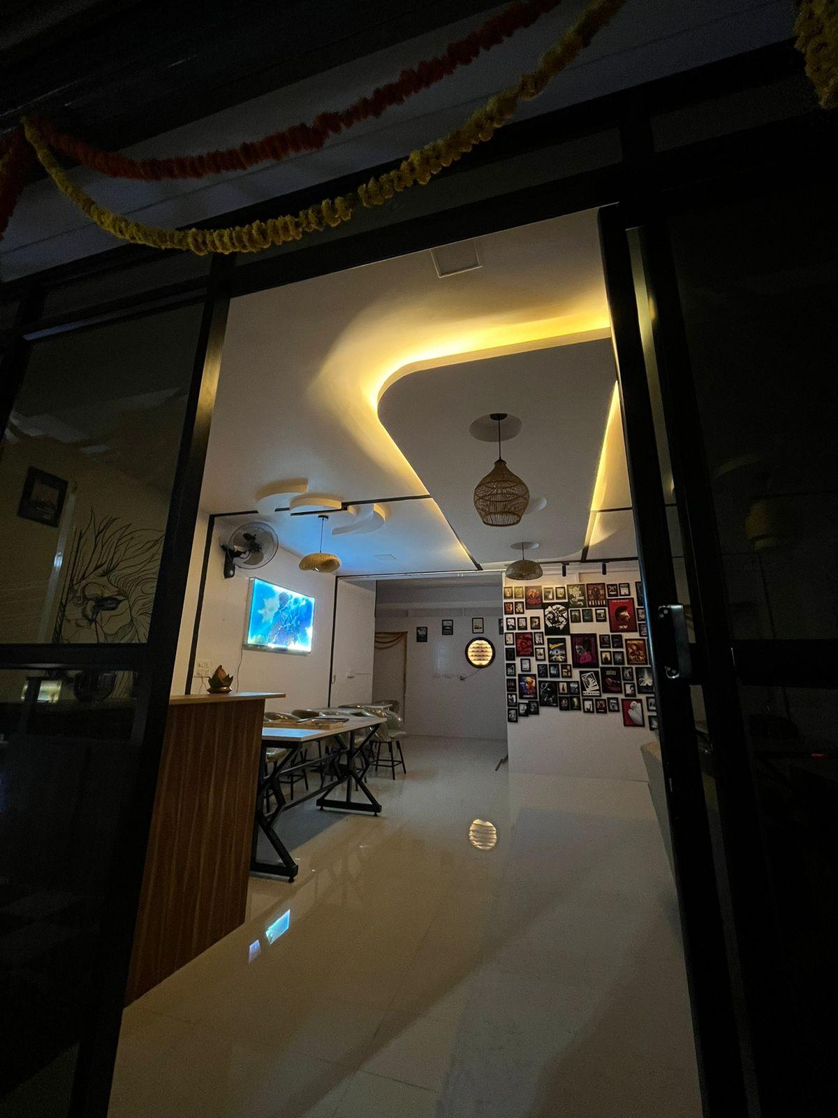 The Regal Cafe - Tumkur