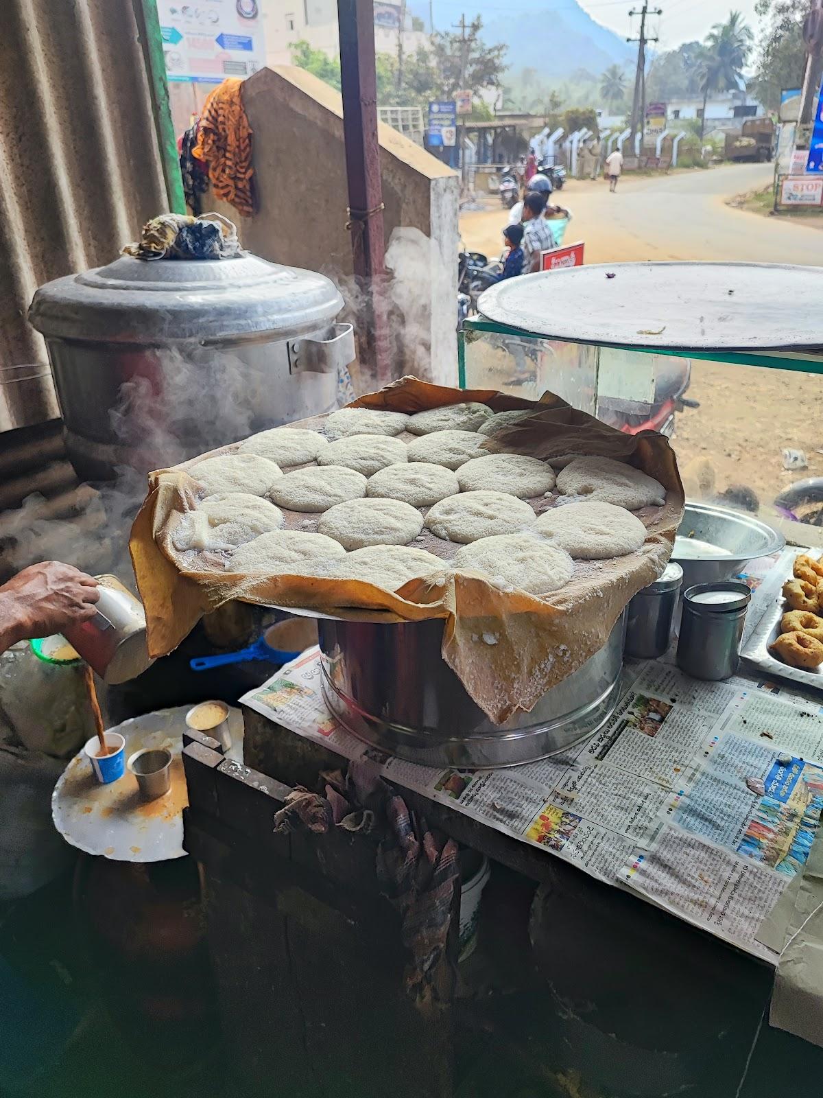 Lakshmi Tiffin Center