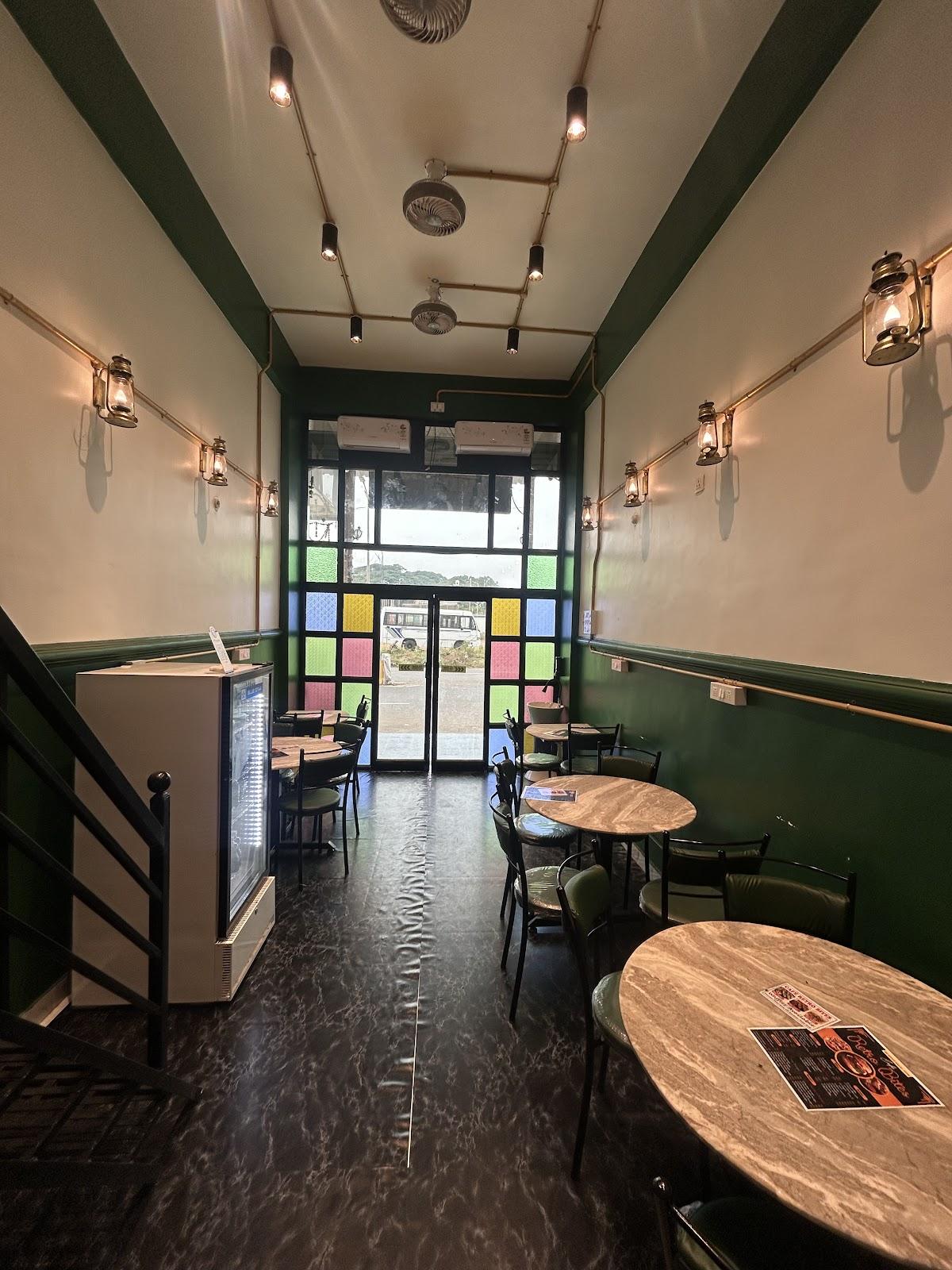 Cafe Retro Bites Mahad
