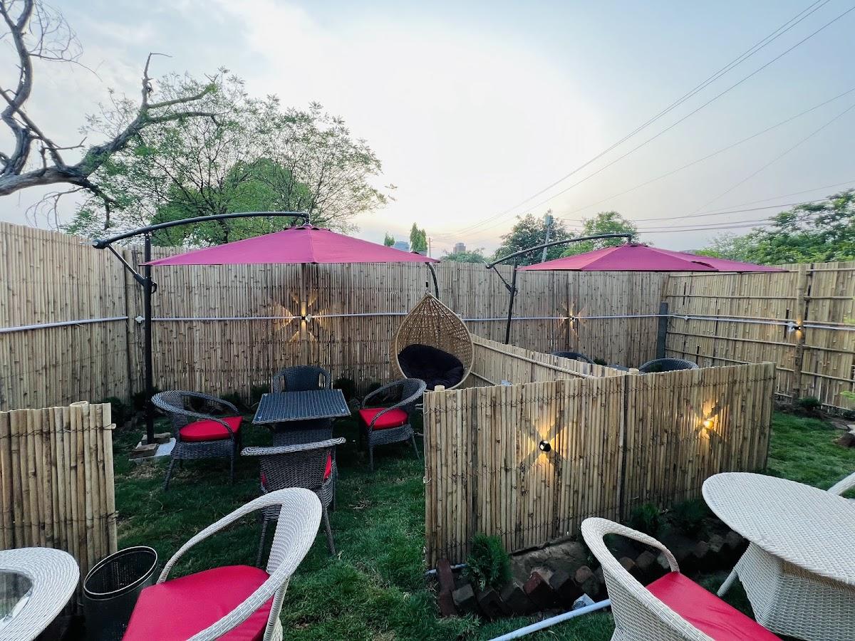 Baithak-e-Cafe