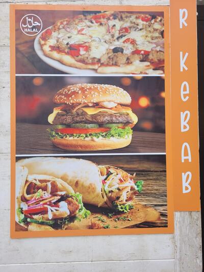 Centro pizza e kebab foto