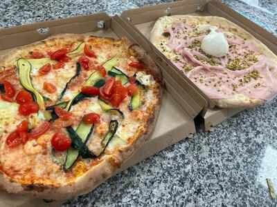 Pizzeria da sawi foto
