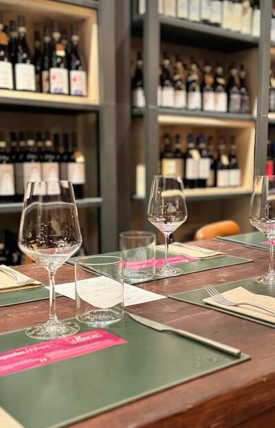 OINOS - Enoteca foto