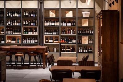 OINOS - Enoteca foto