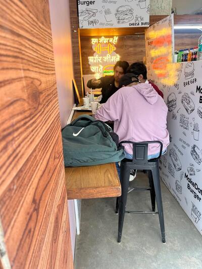 MakeDate’s Burger photo