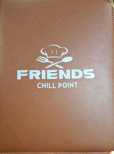 Friends chill point photo
