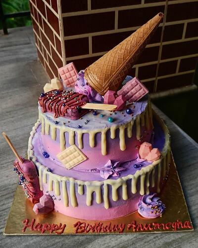 Crumbly Confections photo