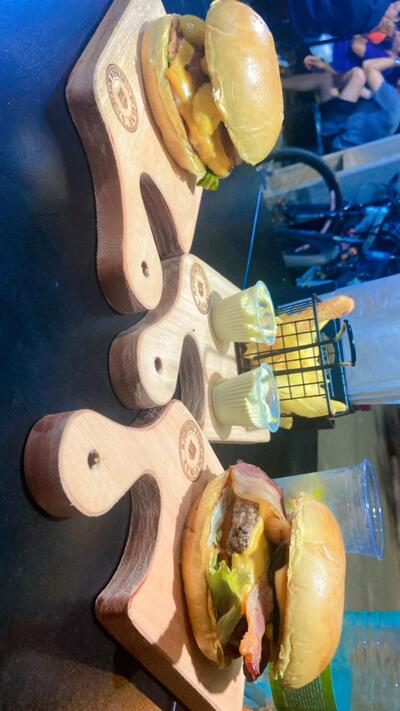 PRATS BURGER foto