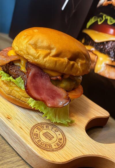 PRATS BURGER foto