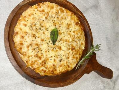 Hot N Cheesy photo