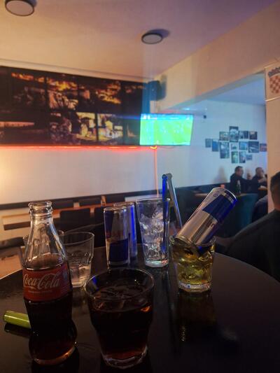 Caffe bar "33" foto