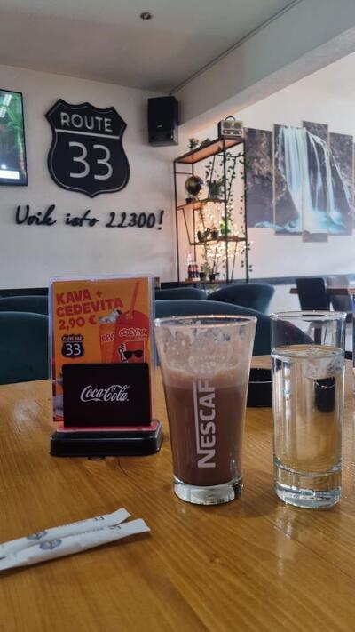 Caffe bar "33" foto