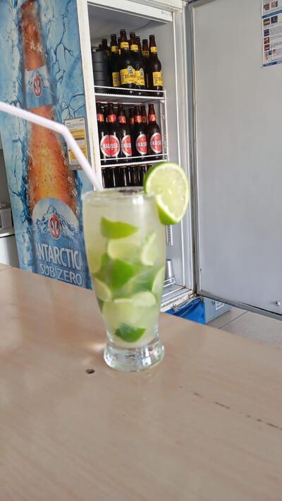 POMBAS BARS foto
