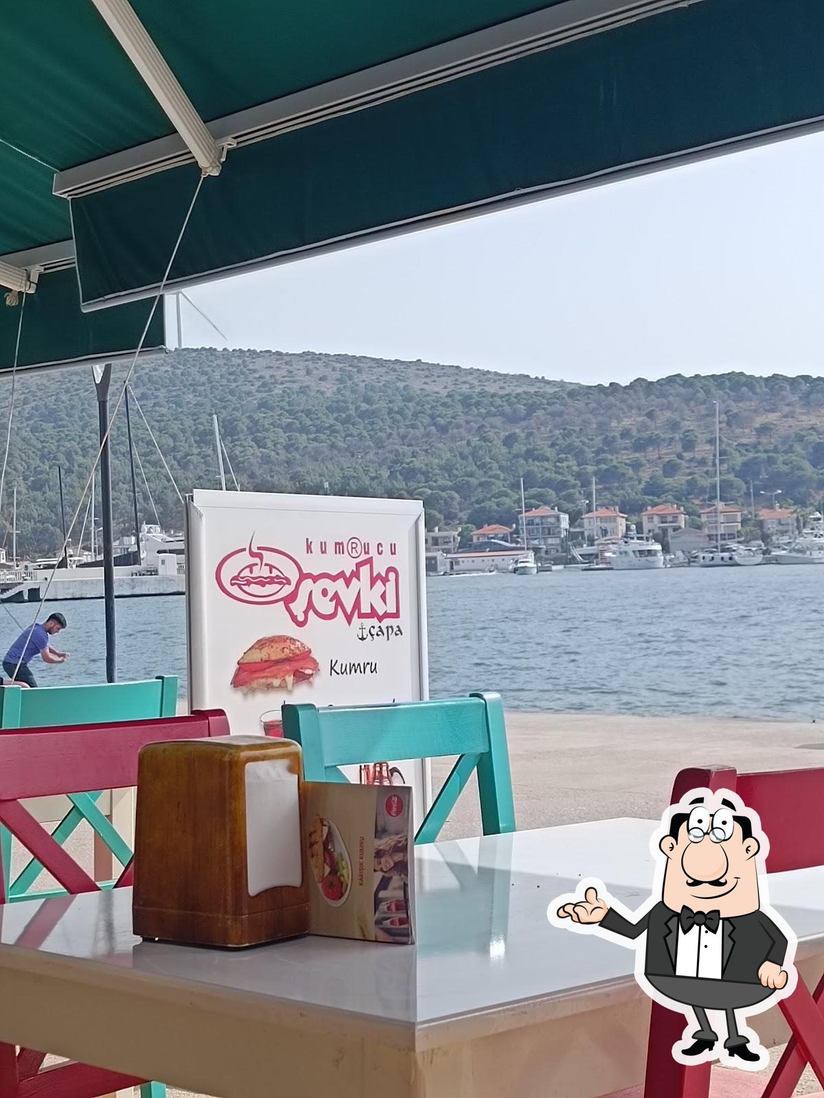 Kumrucu Şevki - Cafe in Ilıca, Çeşme