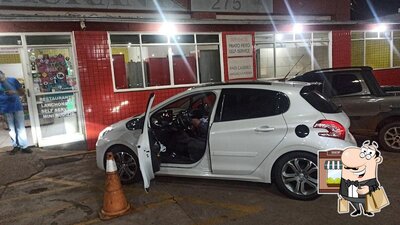 a área exterior é uma característica importante do Restaurante Texas 275