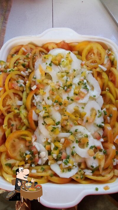 Comida em Restaurante Sabor Caseiro Maracá
